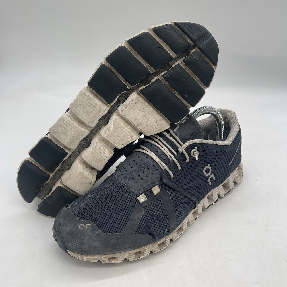 On Cloud Shoes Mens 9 Athletic Mesh Trainers All Black Sneakers Gym Running